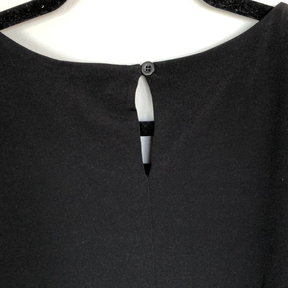 Calvin Klein Pleat Neck Sleeveless Top - Picture 6 of 9